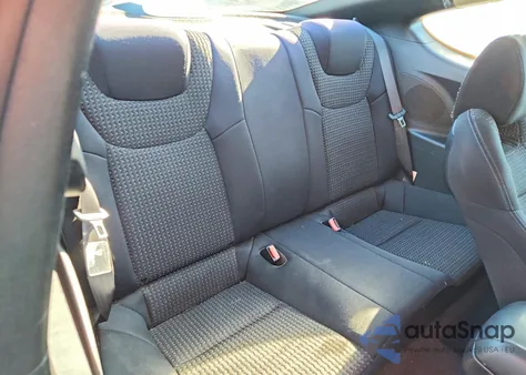 2010 Hyundai Genesis Coupe 2.0T из США, поврежденный, VIN KMHHT6KDXAU041741